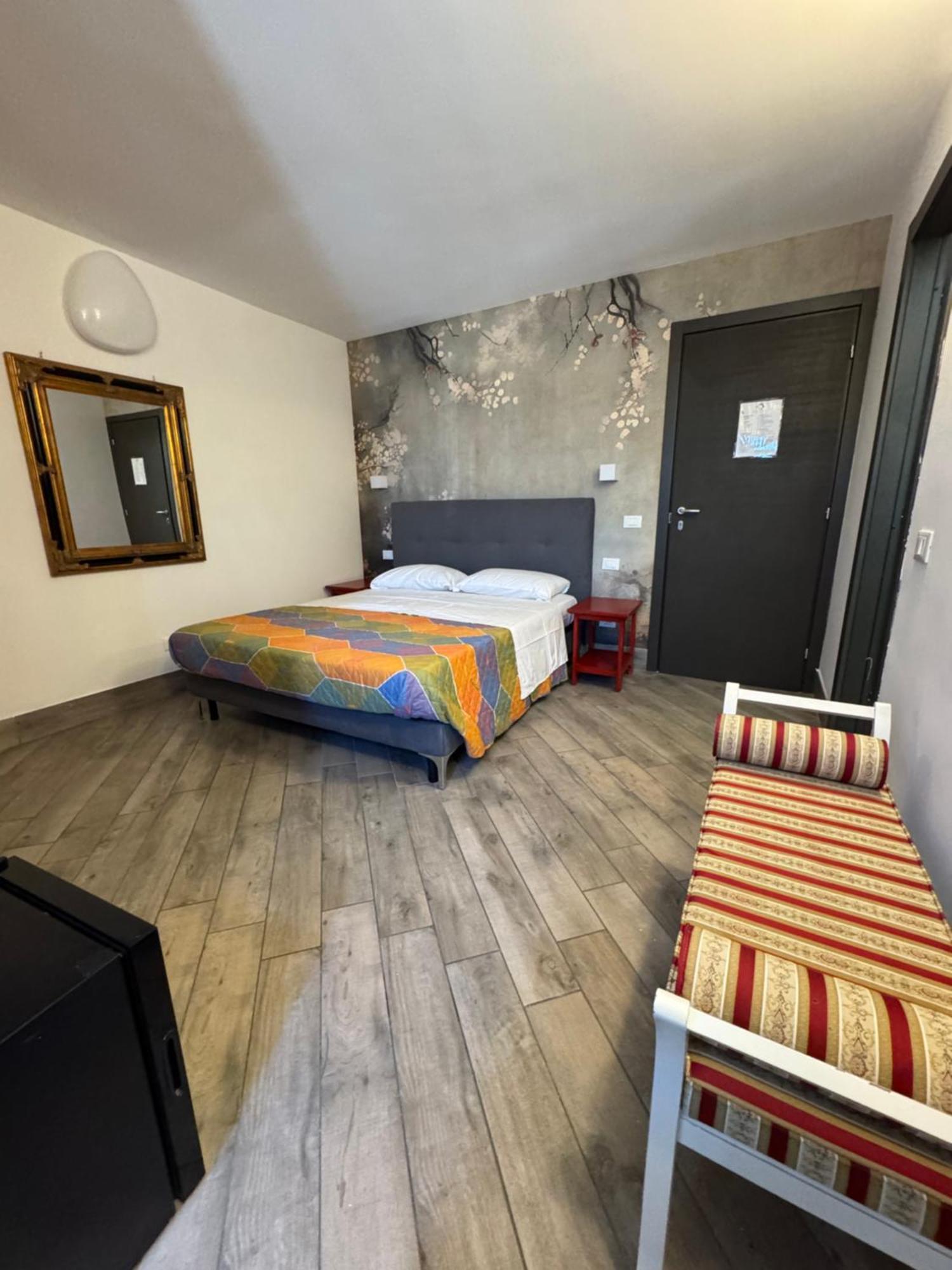Hotel Relais Al Porto à Peschiera del Garda Extérieur photo